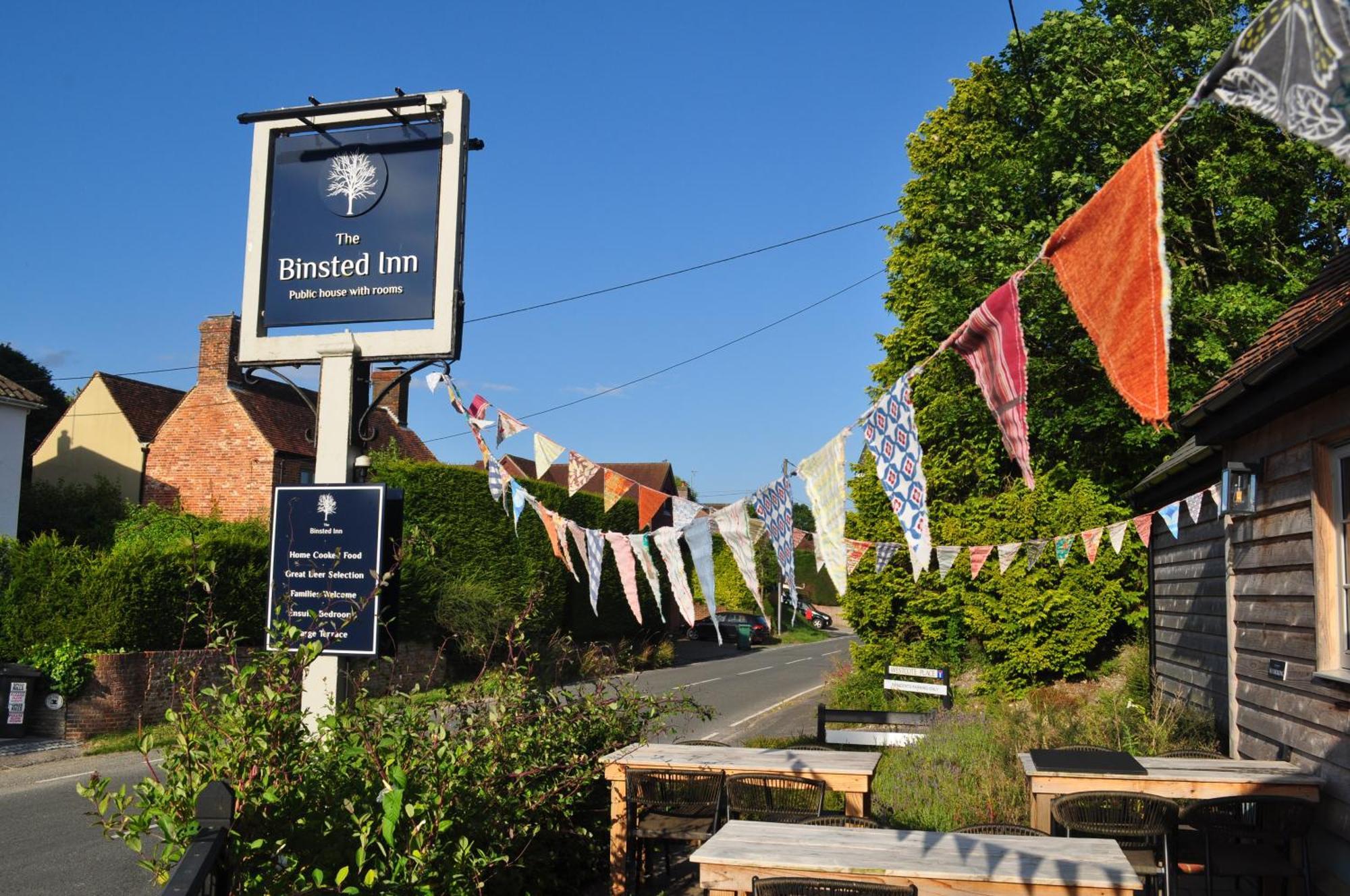 The Binsted Inn オールトン エクステリア 写真
